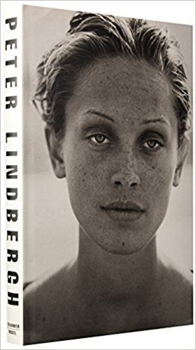 Bild des Verkufers fr PETER LINDBERGH - IMAGES OF WOMEN zum Verkauf von Classikon - Kunst & Wissen e. K.