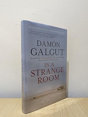 Imagen del vendedor de In a Strange Room a la venta por Fialta Books