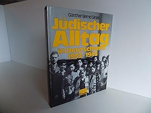 Bild des Verkufers fr Jdischer Alltag in Deutschland 1933 - 1945. Mit zahlreichen Abbildungen (= Fotografierte Zeitgeschichte). zum Verkauf von Antiquariat Rolf Bulang