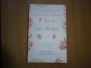 Immagine del venditore per In the Midst of Life venduto da J R Wright