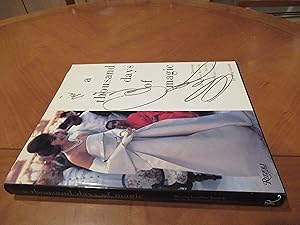 Image du vendeur pour A Thousand Days of Magic: Dressing Jacqueline Kennedy for the White House mis en vente par Arroyo Seco Books, Pasadena, Member IOBA