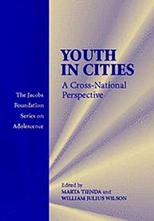 Imagen del vendedor de Youth in Cities : A Cross-National Perspective a la venta por AHA-BUCH GmbH