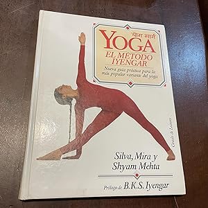 Seller image for Yoga. El mtodo Iyengar for sale by Kavka Libros