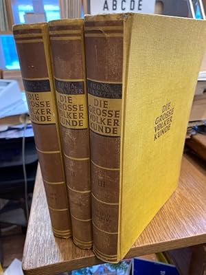 Imagen del vendedor de Die groe Vlkerkunde. Sitten, Gebruche und Wesen fremder Vlker. 3 Bnde (vollstndig). Band I: Europa, Afrika; Band II: Asien; Band III: Australien, Amerika. Herausgegeben von Hugo A. Bernatzik a la venta por Altstadt-Antiquariat Nowicki-Hecht UG