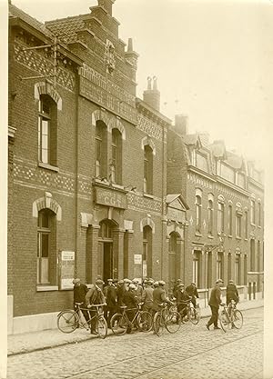 "Grèves du Textiles à TOURCOING 1931" Photo de presse originale par G. DEVRED / Agence ROL Paris ...