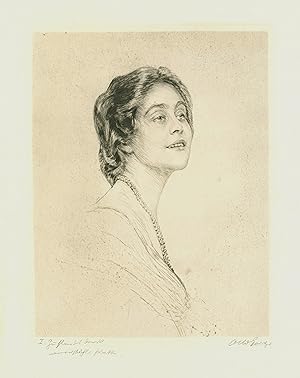Porträt einer jungen Frau mit langer Halskette (Bruststück).