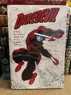 Imagen del vendedor de Daredevil, Vol. 1 a la venta por Chamblin Bookmine