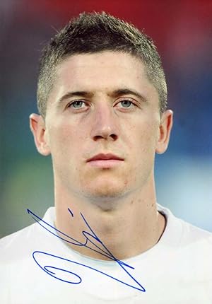 Image du vendeur pour Robert Lewandowski Autograph | signed photographs mis en vente par Markus Brandes Autographs GmbH