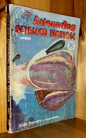 Astounding Science Fiction: UK #140 - Vol XII No 4 / April 1956