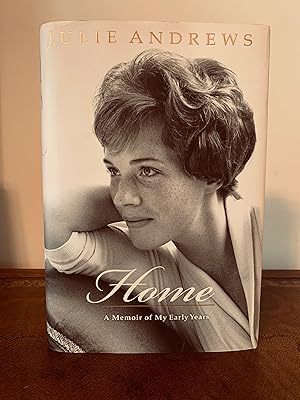 Imagen del vendedor de Home: A Memoir of My Early Years [FIRST EDITION, FIRST PRINTING] a la venta por Vero Beach Books