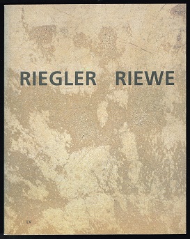 Imagen del vendedor de Riegler Riewe: Arbeiten seit 1987 [Architektur und Stdtebau; Verffentlichung anlsslich der Ausstellung in der sterreichischen Gesellschaft fr Architektur, Wien, Mai - Juni 1994]. - a la venta por Libresso Antiquariat, Jens Hagedorn