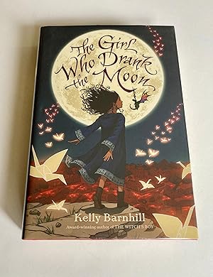 The Girl Who Drank the Moon (Winner of the 2017 Newbery Medal)