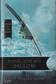 Bild des Verkufers fr Grass for His Pillow : Tales of the Otori 2 zum Verkauf von Caerwen Books