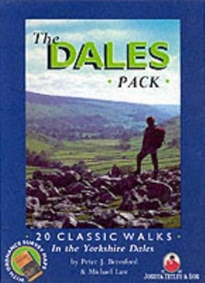 Imagen del vendedor de The Dales Pack: 20 Classic Walks in the Yorkshire Dales (The walkers' pack series) a la venta por WeBuyBooks