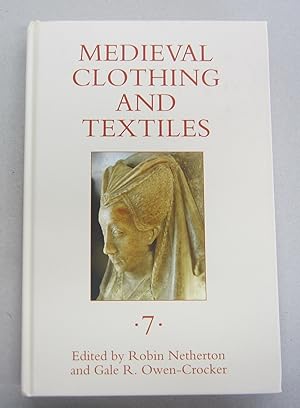 Imagen del vendedor de Medieval Clothing and Textiles Volume 7 a la venta por Midway Book Store (ABAA)