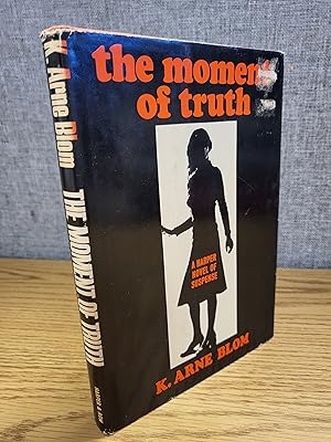Imagen del vendedor de The Moment of Truth a la venta por HGG Books