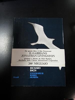 Image du vendeur pour Bach Richard. Il Gabbiano Jonathan Livingston. Rizzoli. 1976. mis en vente par Amarcord libri