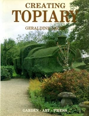 Immagine del venditore per Creating Topiary venduto da WeBuyBooks