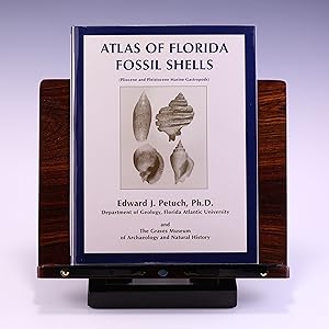 Bild des Verkufers fr Atlas of Florida Fossil Shells: (Pliocene and Pleistocene Marine Gastopods) zum Verkauf von Salish Sea Books