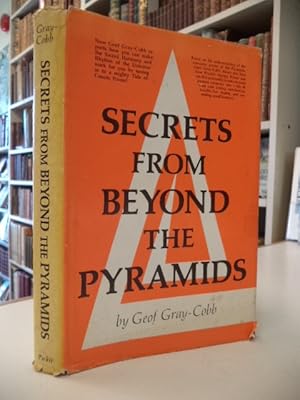 Immagine del venditore per Secrets from Beyond the Pyramids venduto da The Odd Book  (ABAC, ILAB)