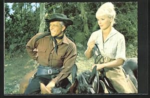 Bild des Verkufers fr Ansichtskarte Filmszene aus Karl May-Film Unter Geiern, Martin und Annie auf dem Weg zur Baumanns Ranch zum Verkauf von Bartko-Reher