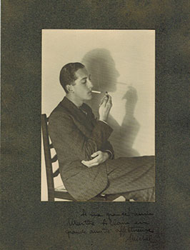 Portrait d'homme fumant assis sur une chaîneportant une dédicace à Marthe Allain. Signed and anno...