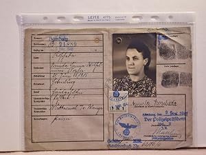 Kennkarte des Deutschen Reichs, ausgestellt am 9. September 1941 durch den Polizeipräsidenten Ham...