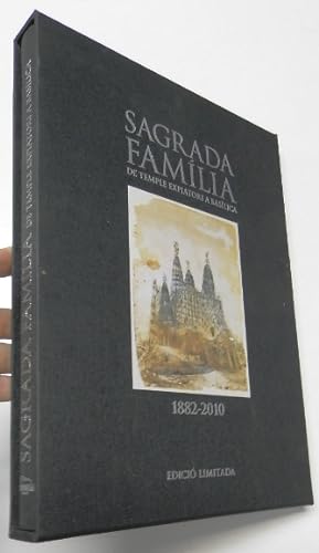 Image du vendeur pour Sagrada famlia. De temple expiatori a baslica, 1882-2010. Edici limitada mis en vente par Librera Mamut