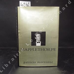 Immagine del venditore per Mapplethorpe. A biography. venduto da Librairie-Bouquinerie Le Pre Pnard