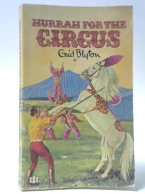 Immagine del venditore per Hurrah For The Circus! venduto da World of Rare Books