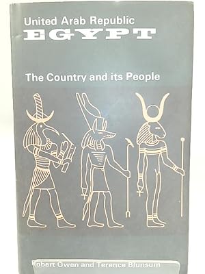 Bild des Verkufers fr Egypt, United Arab Republic: The Country and its People (World today series) zum Verkauf von World of Rare Books