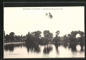Ansichtskarte Enghien-les-Bains, Chevillard évouant sur le Lac