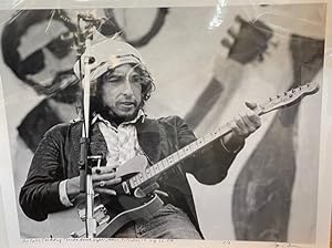 PHOTO OF BOB DYLAN: Ft Collins, 1976 [Signed by Aronson]