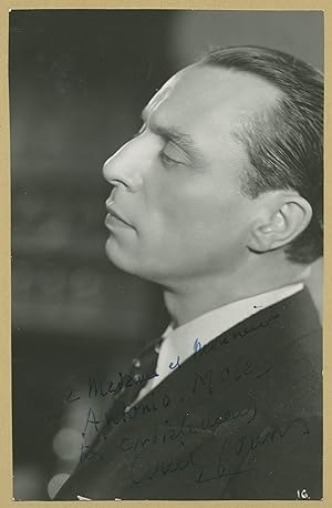 Imagen del vendedor de Louis Jouvet (1887-1951) - Rare superbe photographie ddicace - Bruxelles 1951 a la venta por PhP Autographs