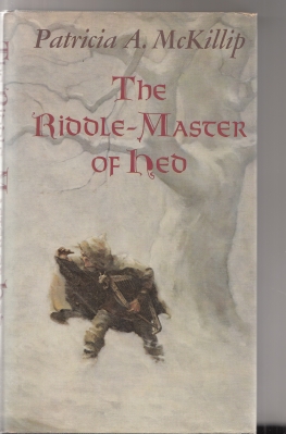 Bild des Verkäufers für The Riddle-Master Of Hed (signed by the author) zum Verkauf von COLD TONNAGE BOOKS