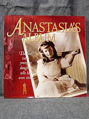 Immagine del venditore per Anastasia's Album venduto da Past Pages