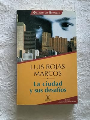 Image du vendeur pour La ciudad y sus desafos mis en vente par Libros Ambig