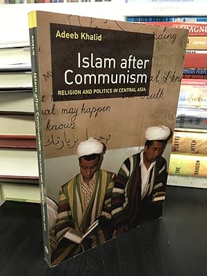 Image du vendeur pour Islam After Communism: Religion and Politics in Central Asia mis en vente par THE PRINTED GARDEN, ABA, MPIBA