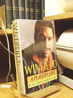 Imagen del vendedor de Winfield: A Player's Life a la venta por Henniker Book Farm and Gifts
