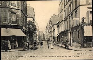 Ansichtskarte / Postkarte Levallois Perret Hauts de Seine, La rue Danton prise de la rue Vallier,...