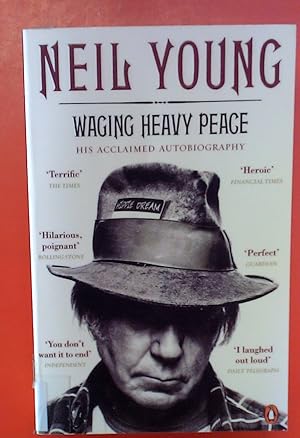 Bild des Verkufers fr Waging Heavy Peace, a Hippie Dream zum Verkauf von biblion2