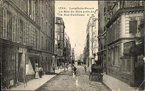 Ansichtskarte / Postkarte Levallois Perret Hauts de Seine, La Rue du Bois pres de la Rue Fazilleau