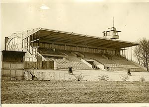 "Nouvelle tribune du champ de courses d'Enghien le 15 Février 1932" Photo de presse originale par...