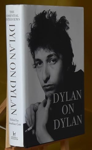 Bild des Verkufers fr Dylan on Dylan. First Printing zum Verkauf von Libris Books