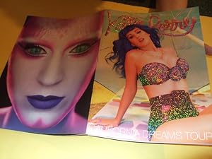 Imagen del vendedor de Katie Perry: California Dreams Tour Programme Guide ( Program / Concert Tour Book / Stickers (including mask) and Postcards are all intact ) a la venta por Leonard Shoup