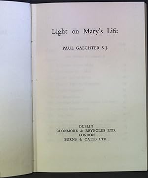 Seller image for Light on Mary's Life for sale by books4less (Versandantiquariat Petra Gros GmbH & Co. KG)