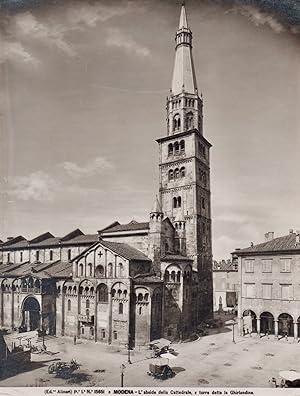 Modena. L'abside della Cattedrale, e torre detta la Ghirlandina (15651)