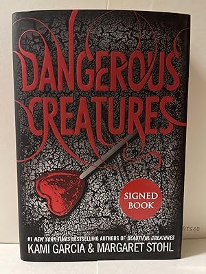Immagine del venditore per Dangerous Creatures venduto da Chamblin Bookmine