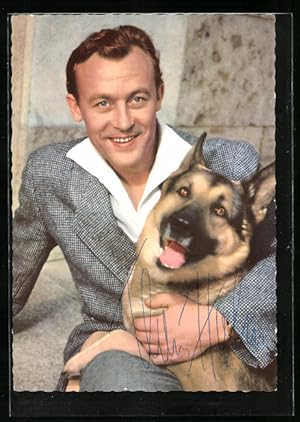 Ansichtskarte Schauspieler Claus Holm mit seinem Schäferhund, Autograph
