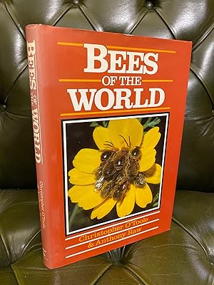 Bild des Verkufers fr Bees of the World zum Verkauf von Kerr & Sons Booksellers ABA